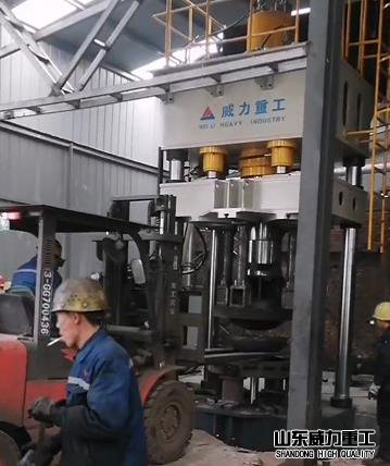 500噸封頭油壓機(jī)
